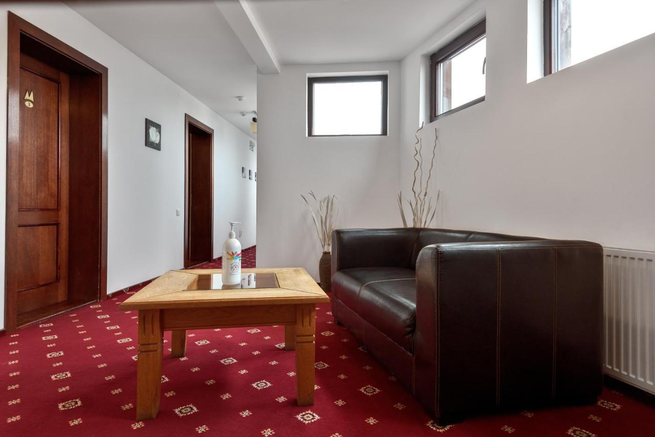 Casa Muntelui Hotel Fundata Ngoại thất bức ảnh