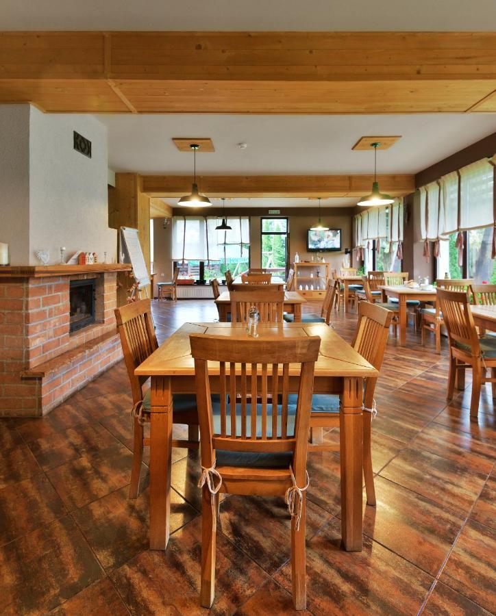 Casa Muntelui Hotel Fundata Ngoại thất bức ảnh
