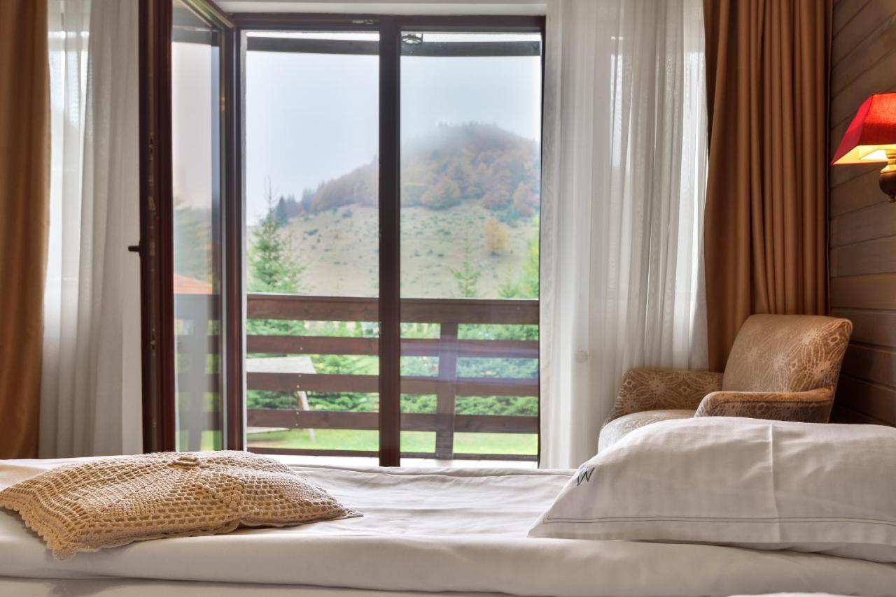 Casa Muntelui Hotel Fundata Ngoại thất bức ảnh